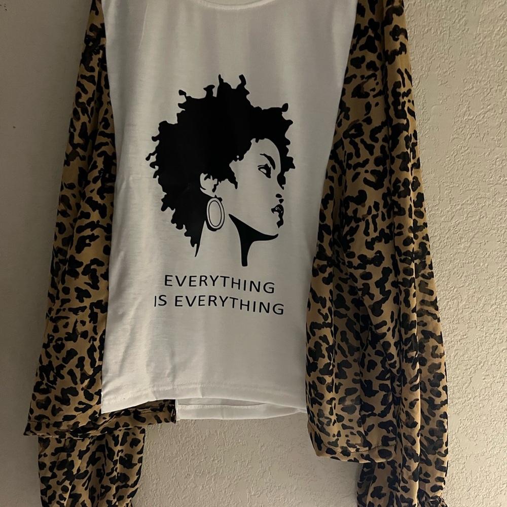LAURYN HILL UPCYCLED TEE CHEETAH PRINT LONG SLEEVES WHITE BLACK NWT - Picture 6 of 6